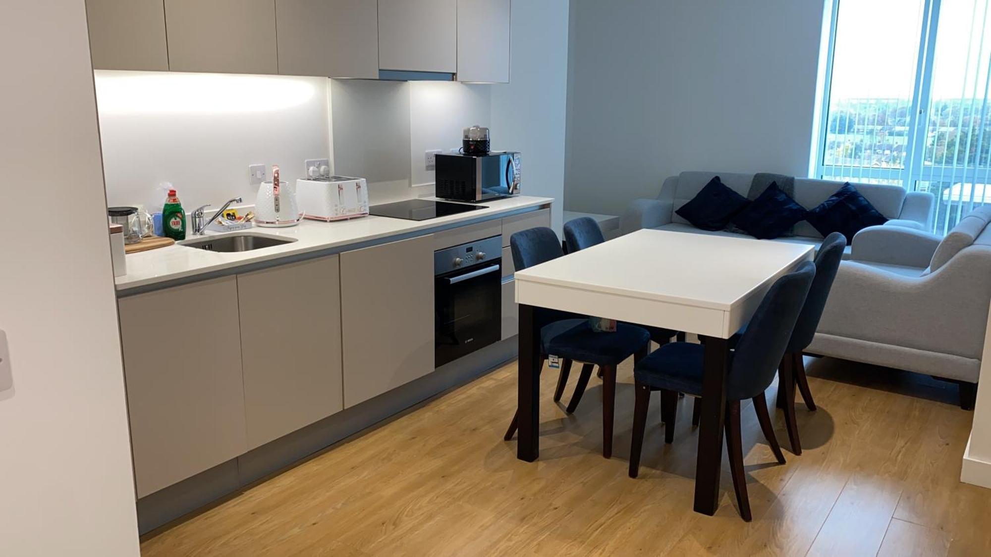 Berks Luxury Serviced Apartments , Free Parking, Free Gym And Free Wifi Bracknell Habitación foto