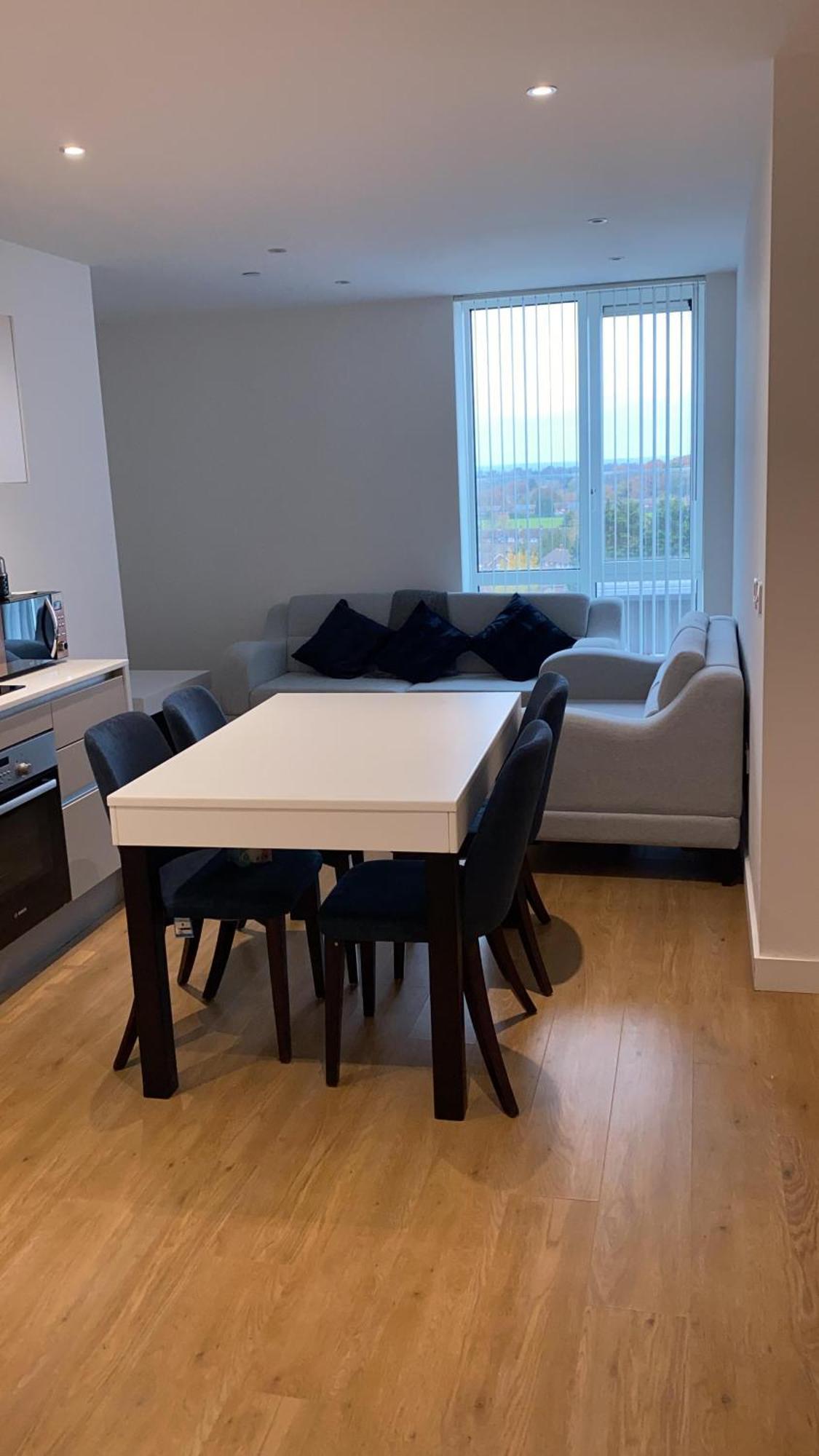 Berks Luxury Serviced Apartments , Free Parking, Free Gym And Free Wifi Bracknell Habitación foto